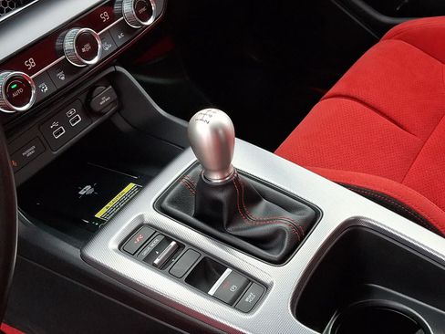 Used 2024 Honda Civic Type R image 16