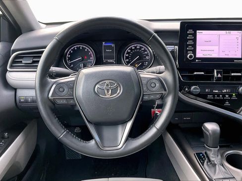 Certified 2023 Toyota Camry SE image 5