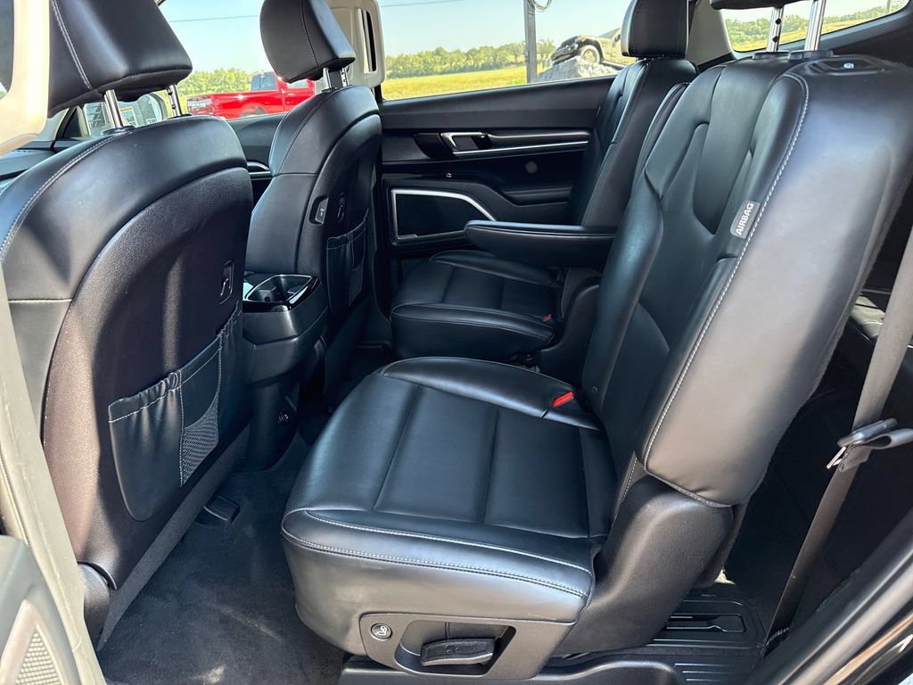 Used 2025 Kia Telluride S AWD/4WD image 25