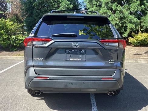 Certified 2025 Toyota RAV4 XLE w/ Convenience Package AWD/4WD image 22