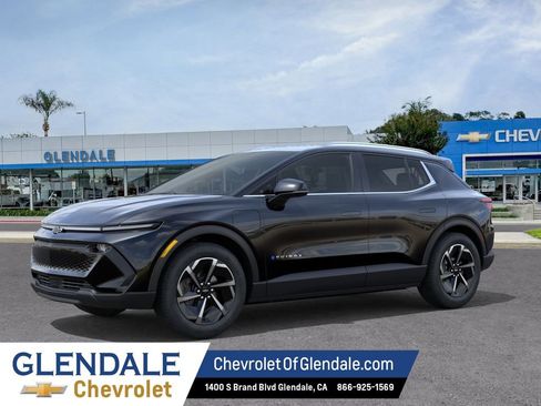 New 2026 Chevrolet Equinox EV LT FWD image 2