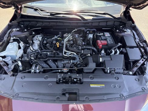 Used 2025 Nissan Altima 2.5 SV FWD image 30