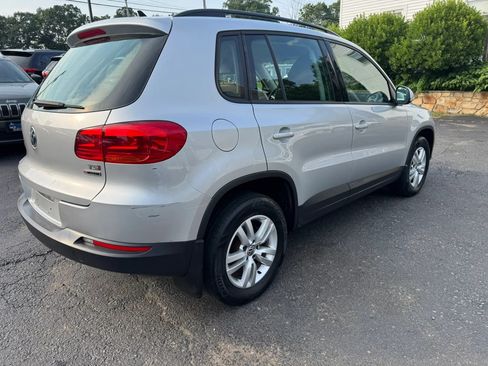 Used 2017 Volkswagen Tiguan S AWD/4WD image 7