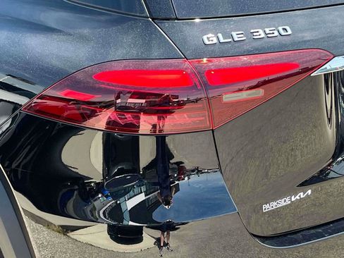 Used 2025 Mercedes-Benz GLE 350 4MATIC image 35