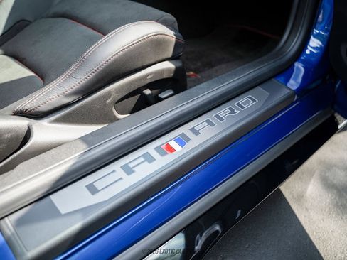 Used 2021 Chevrolet Camaro ZL1 RWD image 42