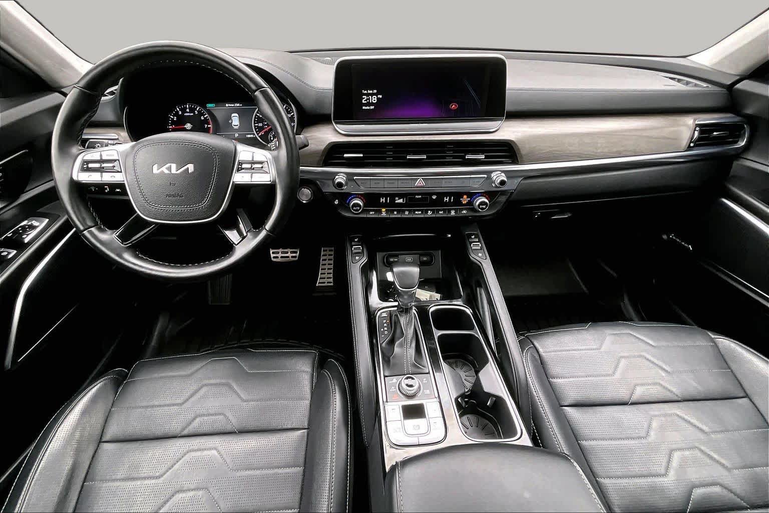 Used 2022 Kia Telluride SX w/ SX Prestige Package AWD/4WD image 15