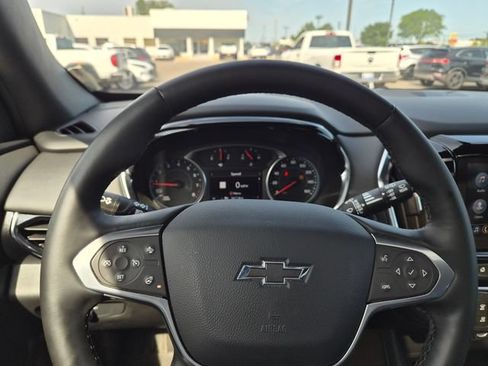 Used 2023 Chevrolet Traverse RS w/ LPO, Floor Liner Package AWD/4WD image 17