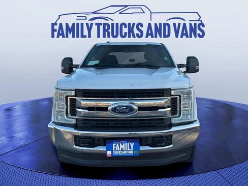 Used 2017 Ford F250 XLT image 8
