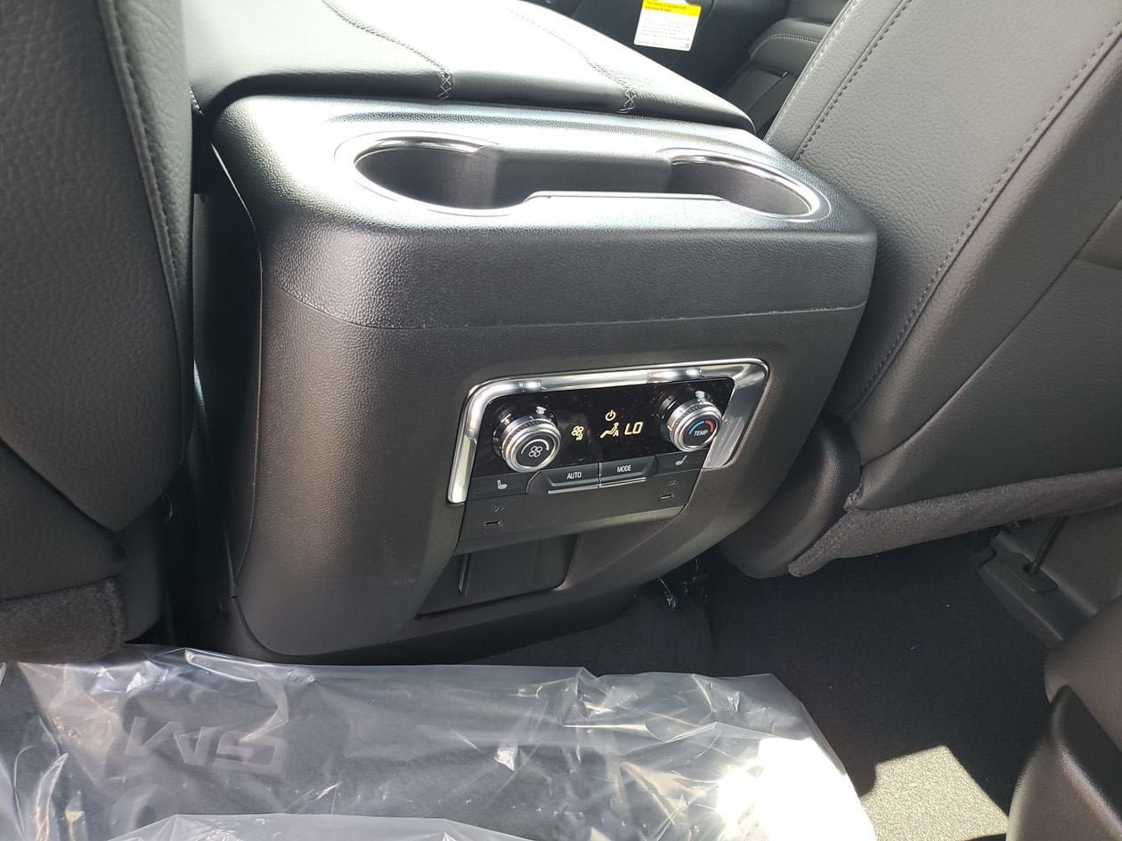 New 2026 GMC Yukon Denali RWD image 16