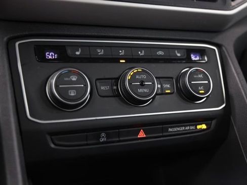 Used 2021 Volkswagen Atlas SE w/ Panoramic Sunroof Package AWD/4WD image 25
