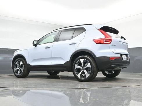 New 2026 Volvo XC40 B5 Plus w/ Protection Package Premier AWD/4WD image 41
