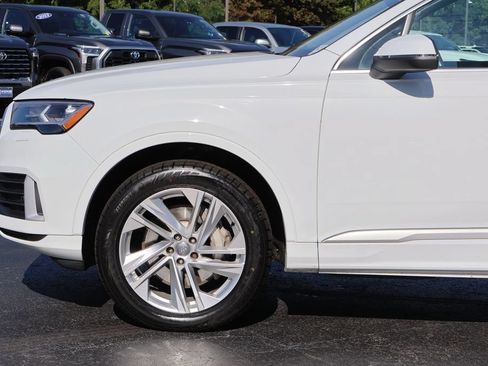 Used 2020 Audi Q7 2.0T Premium w/ Convenience Package AWD/4WD image 2