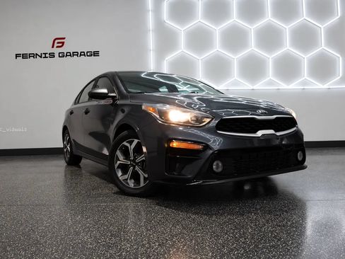 Used 2020 Kia Forte LXS FWD image 1