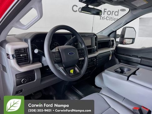 New 2026 Ford F550 4x4 Crew Cab Super Duty image 3
