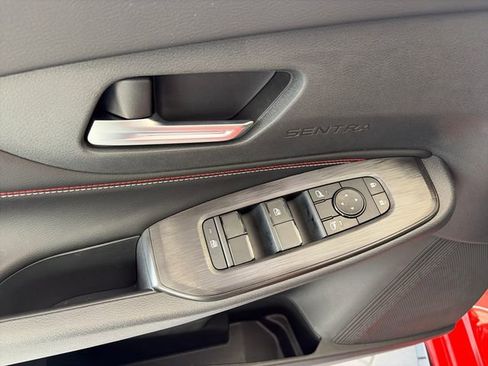 New 2026 Nissan Sentra SR w/ Floor Mat Package FWD image 17