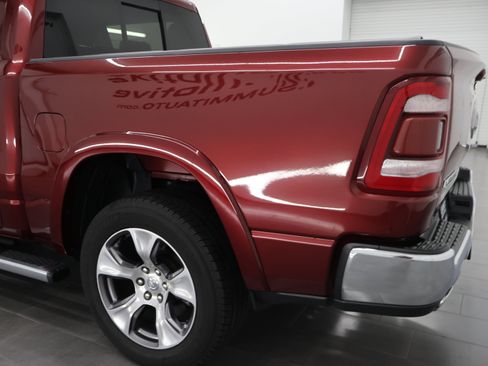 Used 2020 RAM 1500 Laramie AWD/4WD image 29
