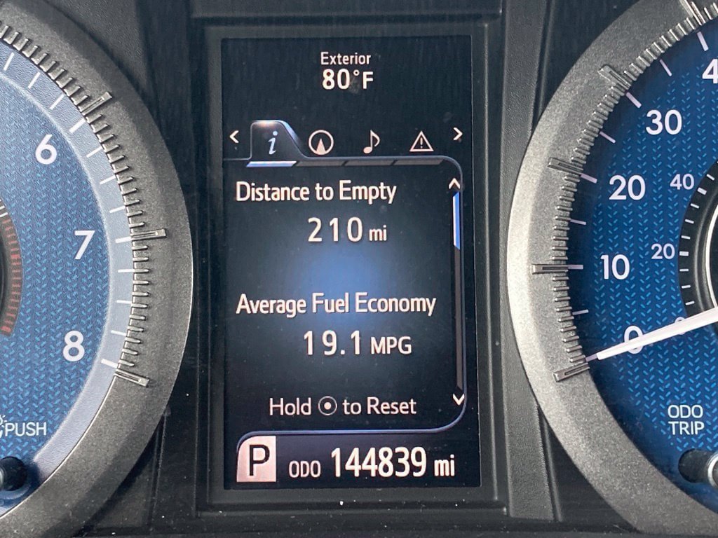 Used 2015 Toyota Sienna XLE Premium FWD image 17