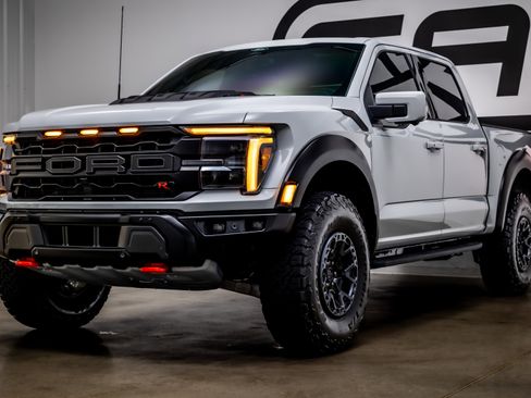 Used 2026 Ford F150 Raptor w/ Equipment Group 803A Raptor R AWD/4WD image 32