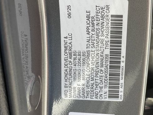 New 2025 Acura Integra A-Spec image 30