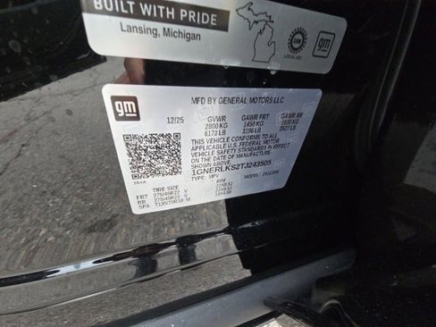 New 2026 Chevrolet Traverse RS w/ LPO, Floor Liner Package image 37