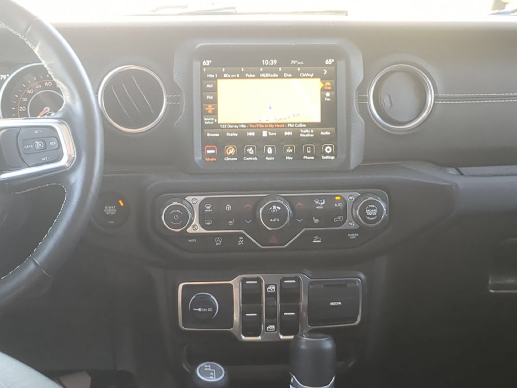 Used 2022 Jeep Wrangler Unlimited Sahara w/ LED Lighting Group AWD/4WD image 22