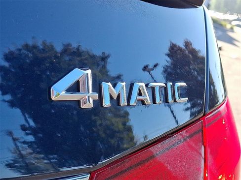Used 2014 Mercedes-Benz E 350 4MATIC Sedan image 32