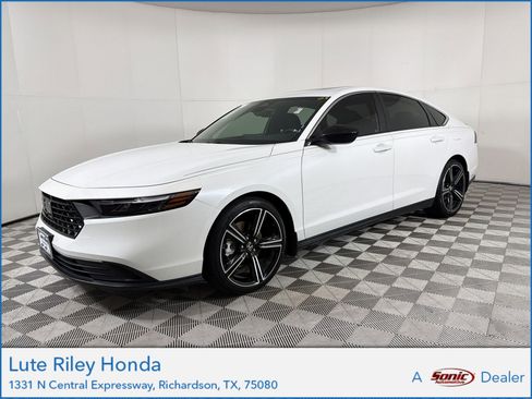 Used 2023 Honda Accord Sport image 1