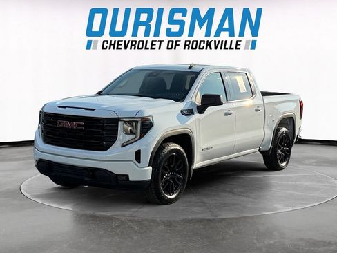 Used 2023 GMC Sierra 1500 Elevation RWD image 2