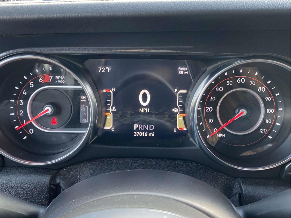 Used 2021 Jeep Wrangler Unlimited Rubicon AWD/4WD image 25