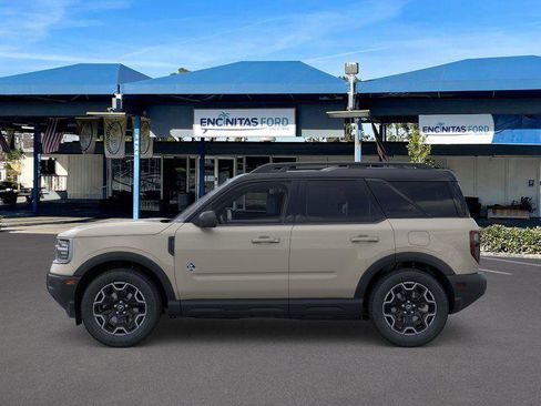 New 2025 Ford Bronco Sport Outer Banks image 3