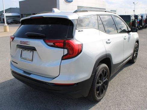 Used 2021 GMC Terrain SLE w/ Elevation Edition FWD image 5