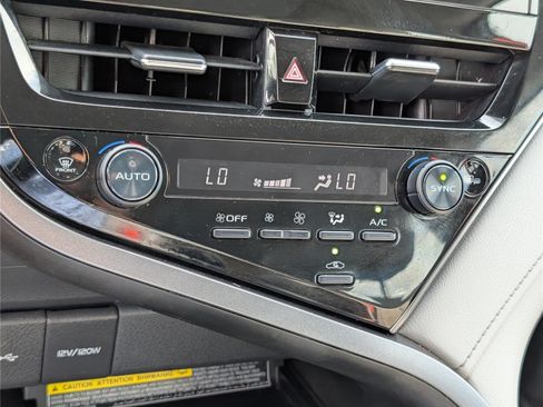 Used 2021 Toyota Camry XSE FWD image 26