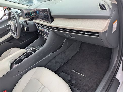 Certified 2024 Hyundai Sonata SEL image 22