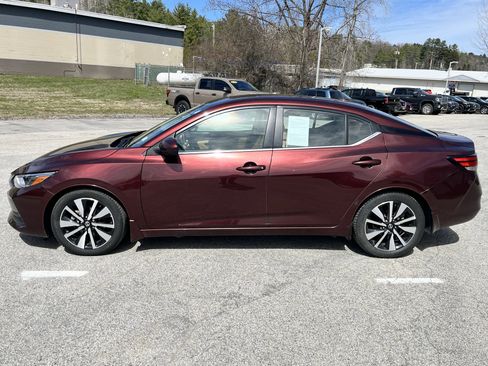 Used 2023 Nissan Sentra SV w/ SV Premium Package FWD image 4