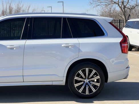 Used 2020 Volvo XC90 T6 Momentum image 20