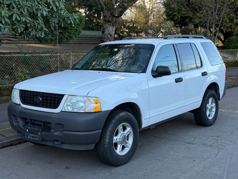 Used 2003 Ford Explorer XLS image 1