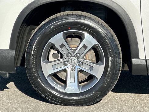 Certified 2023 Honda Pilot EX-L image 32