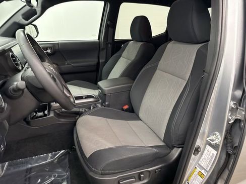 Used 2023 Toyota Tacoma TRD Sport image 14