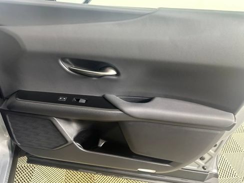 Used 2024 Lexus UX 250h AWD w/ Premium Package image 26