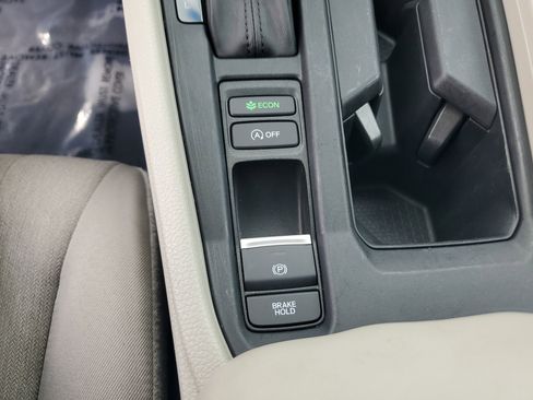 Used 2024 Honda Accord LX image 25