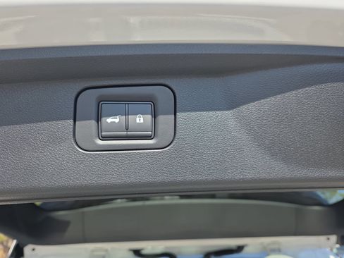 New 2026 Nissan Armada Platinum image 13