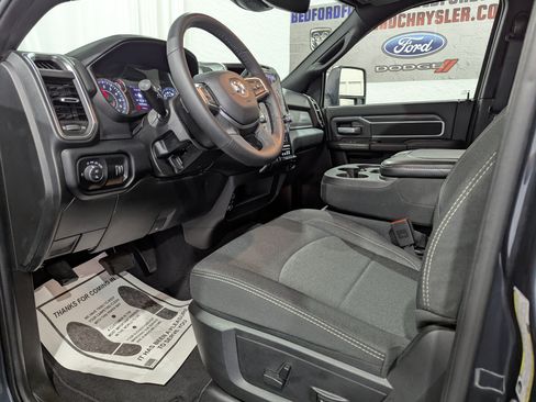 Used 2026 RAM 2500 Big Horn AWD/4WD image 16