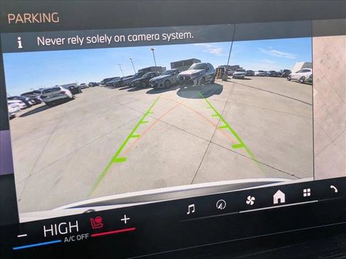 Used 2026 BMW X5 xDrive50e w/ Climate Comfort Package image 13