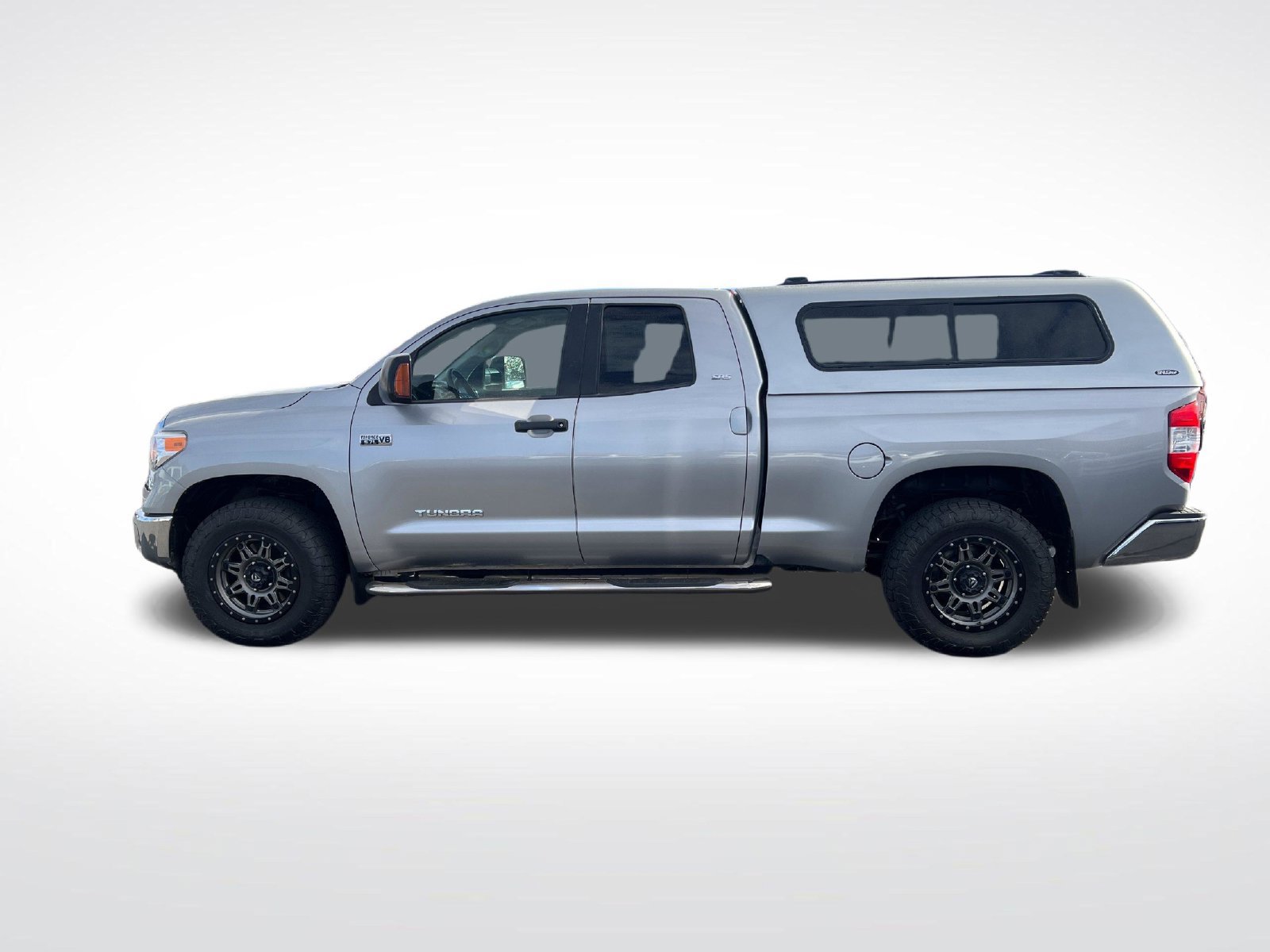 Used 2016 Toyota Tundra SR5 AWD/4WD image 6