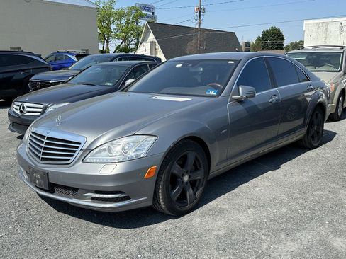 Used 2012 Mercedes-Benz S 550 4MATIC image 4