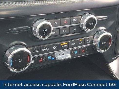 Used 2025 Ford F150 Lariat AWD/4WD image 16