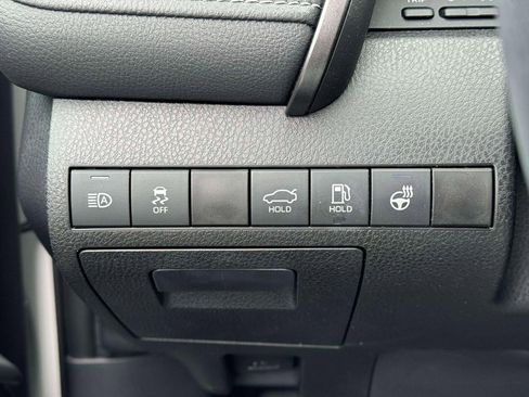 Used 2021 Toyota Camry XSE w/ Navigation Upgrade Package image 19