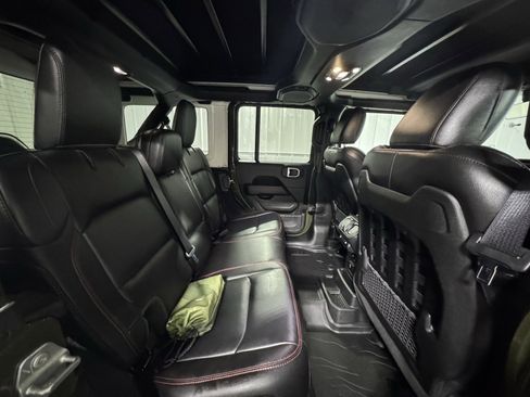 Used 2022 Jeep Wrangler Unlimited Rubicon w/ Steel Bumper Group image 20