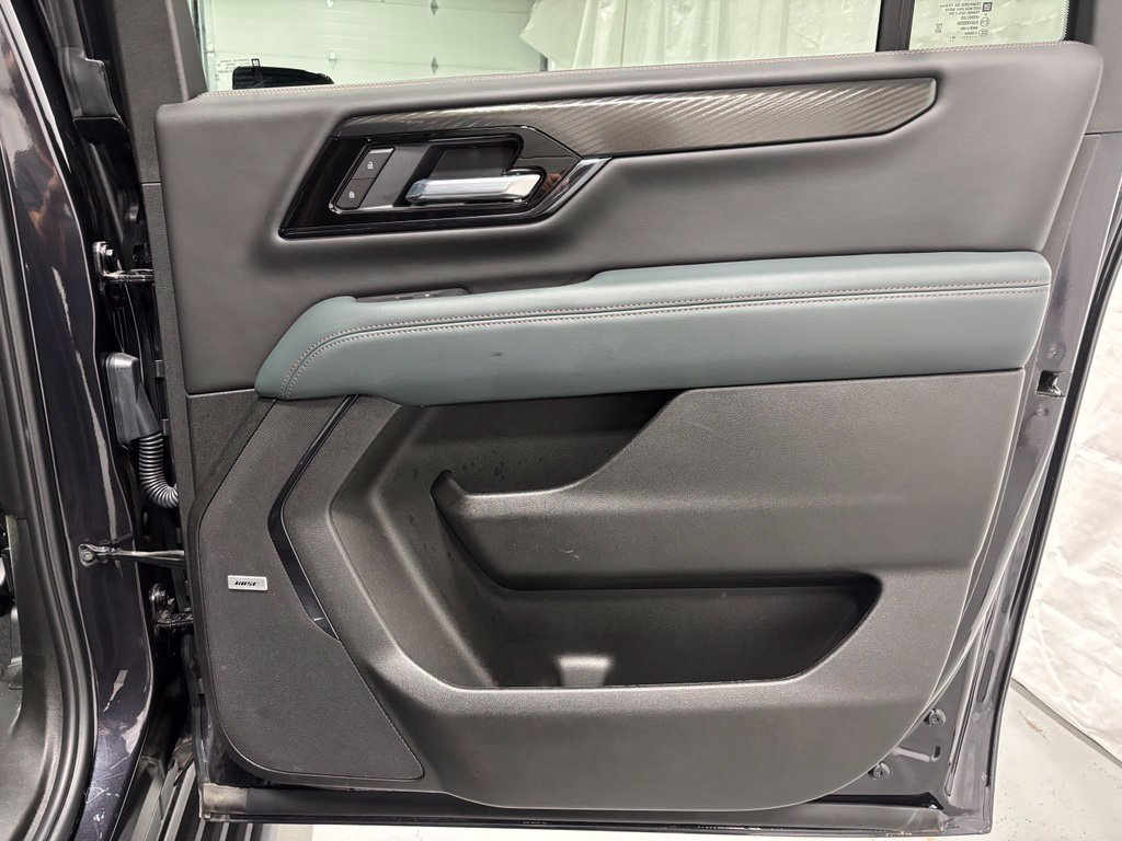 Used 2026 GMC Yukon XL AT4 w/ AT4 Premium Package AWD/4WD image 54