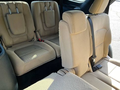 Used 2017 Ford Explorer 4WD image 10